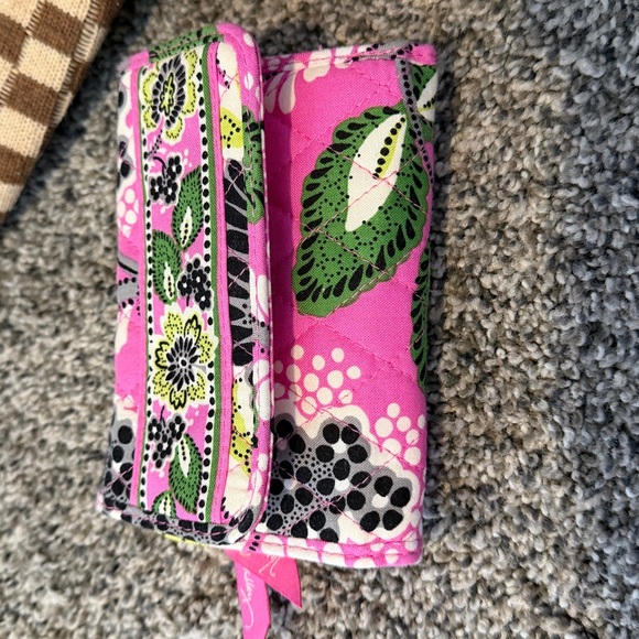 Floral Pink Vera Bradley Bag and Wallet - Picture 3 of 3